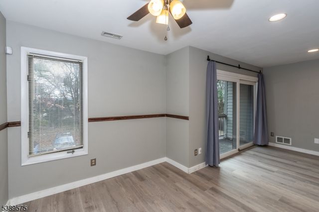 32 Sam Bonnell Dr, Union Twp., NJ 08809