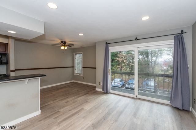 32 Sam Bonnell Dr, Union Twp., NJ 08809