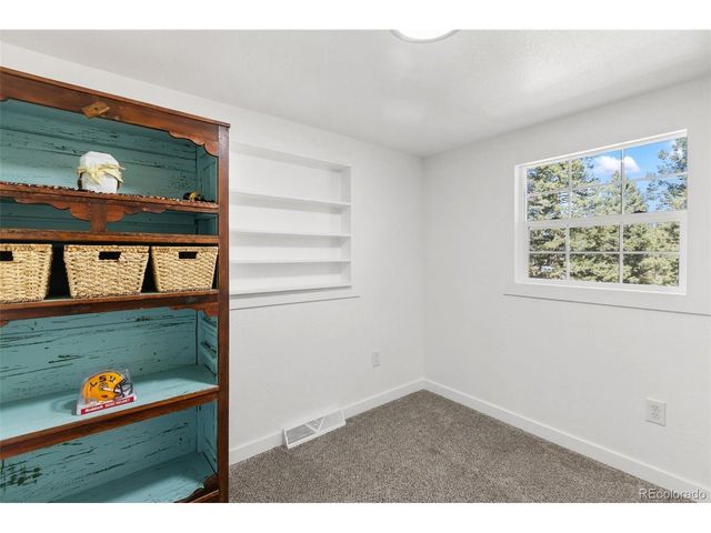 1625 N Mountain Estates Rd, Florissant, CO 80816