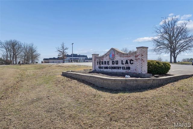 1740 Napoleon Drive, Bonne Terre, MO 63628