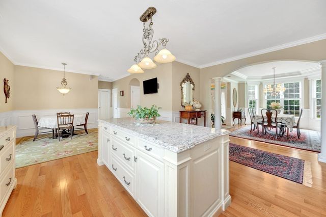 11 Miscoe Road, Mendon, MA 01756