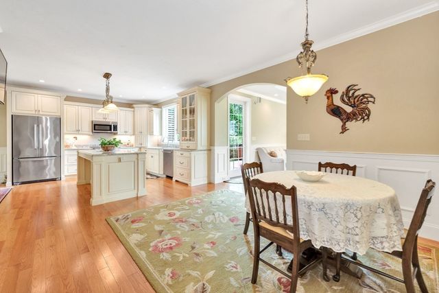 11 Miscoe Road, Mendon, MA 01756