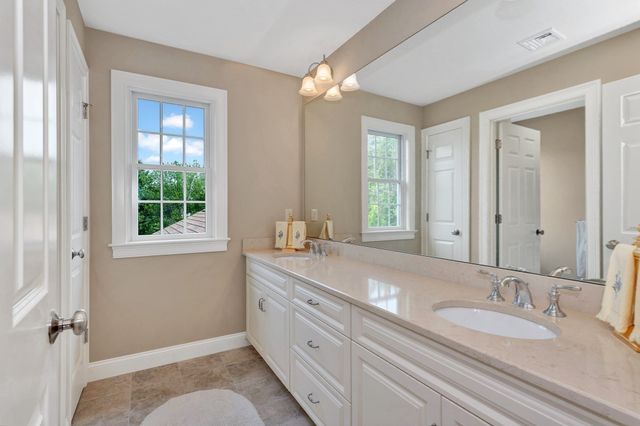 11 Miscoe Road, Mendon, MA 01756