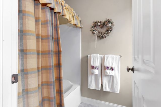 11 Miscoe Road, Mendon, MA 01756