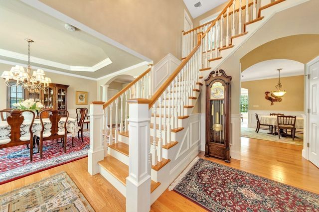 11 Miscoe Road, Mendon, MA 01756