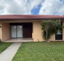 5981 Forest Hill Boulevard 2, West Palm Beach, FL 33415