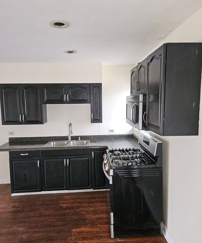 1813 18th Avenue, Sterling, IL 61081