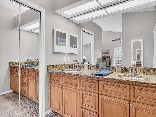 1802 WOOD STOCK CIRCLE, Tarpon Springs, FL 34689