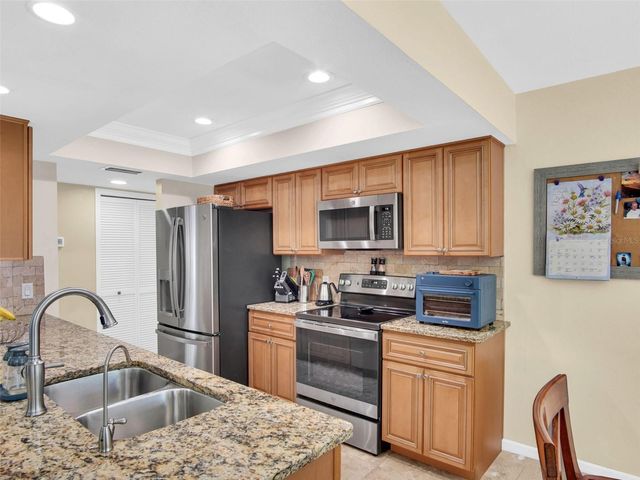 1802 WOOD STOCK CIRCLE, Tarpon Springs, FL 34689