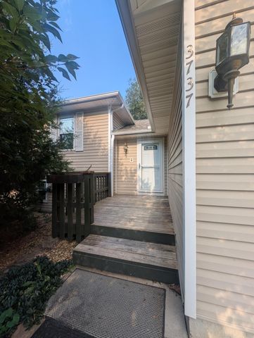 3737 S Oak Avenue, Springfield, MO 65804
