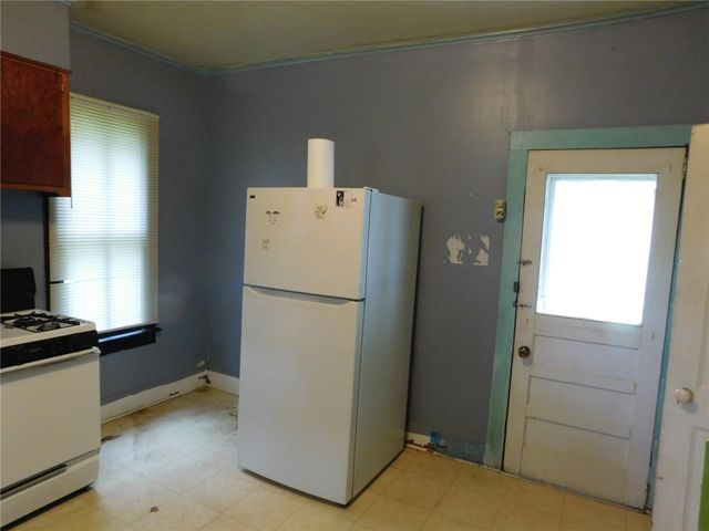5060 E Huntsville Road, Fayetteville, AR 72701