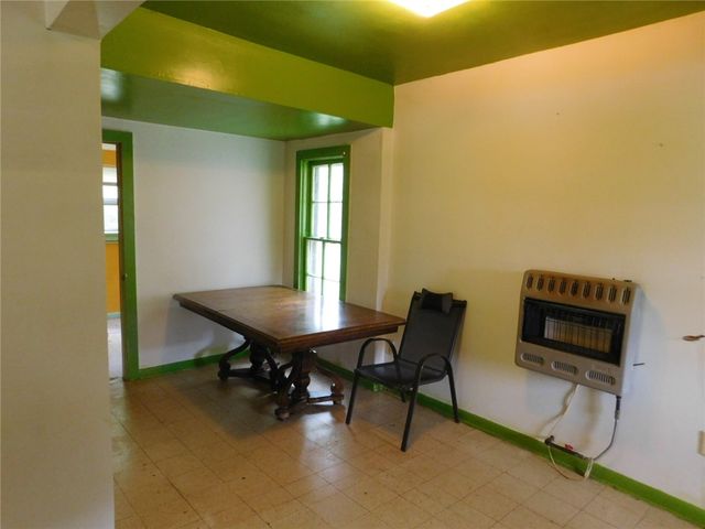 5060 E Huntsville Road, Fayetteville, AR 72701