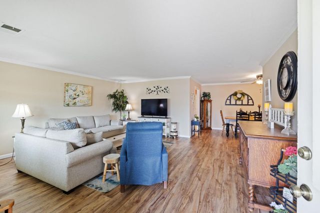 832 Raeburn Court, San Jose, CA 95136