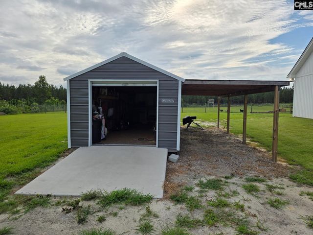 993 Thunder Road, Batesburg, SC 29006