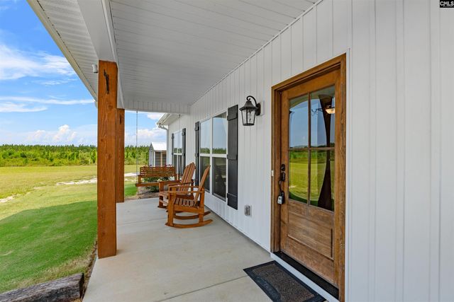 993 Thunder Road, Batesburg, SC 29006
