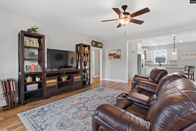 993 Thunder Road, Batesburg, SC 29006