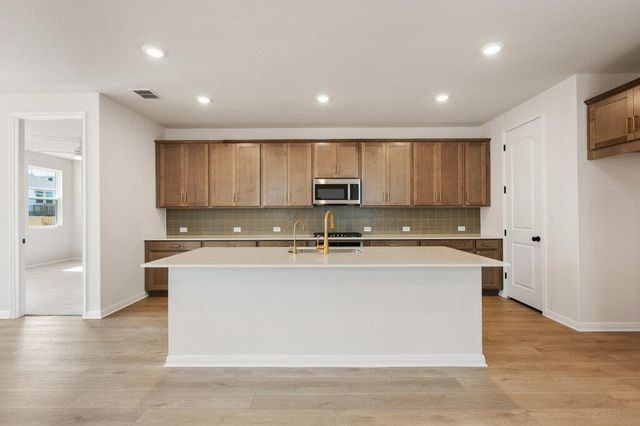 190 Crater Lake DR, Dripping Springs, TX 78620