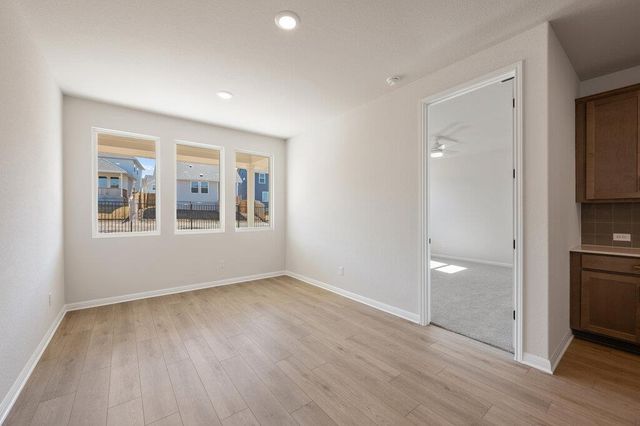 190 Crater Lake DR, Dripping Springs, TX 78620