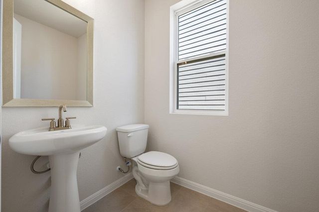 190 Crater Lake DR, Dripping Springs, TX 78620