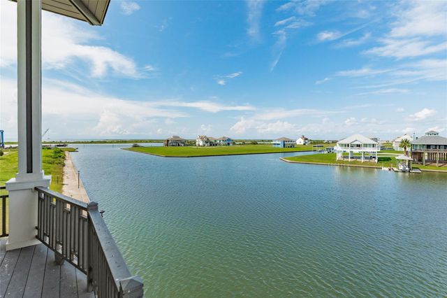 1406 17th Street, Port Bolivar, TX 77650