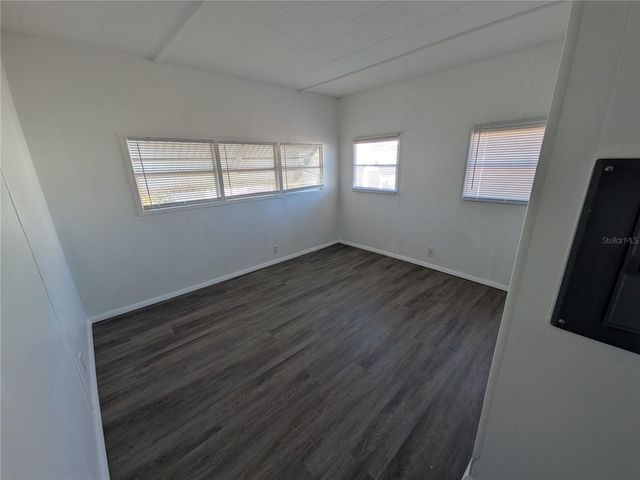 5375 6TH TERRACE S 106, St Petersburg, FL 33707