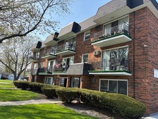 3760 W 120TH Street A2, Alsip, IL 60803