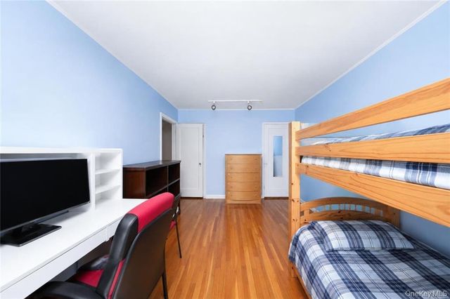 2340 E 29th Street, Brooklyn, NY 11229