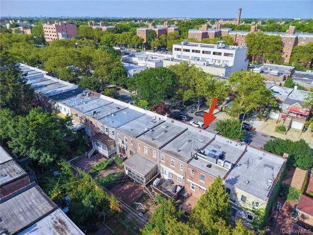 2340 E 29th Street, Brooklyn, NY 11229
