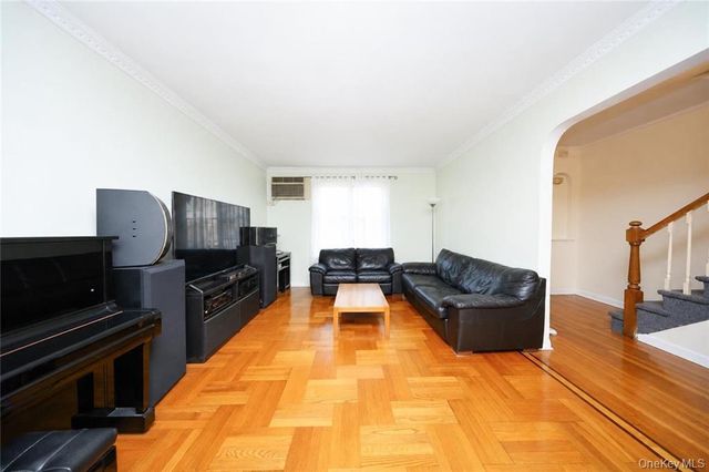 2340 E 29th Street, Brooklyn, NY 11229