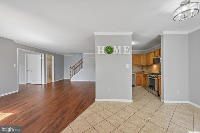 321 STEEPLECHASE CT, Woodbury, NJ 08096