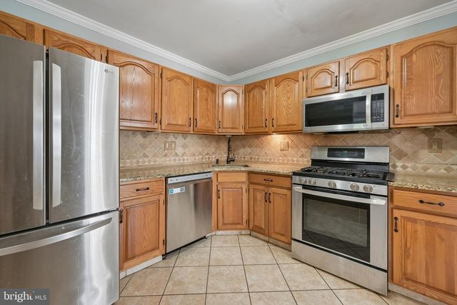 321 STEEPLECHASE CT, Woodbury, NJ 08096