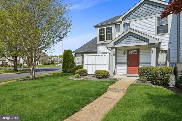 321 STEEPLECHASE CT, Woodbury, NJ 08096