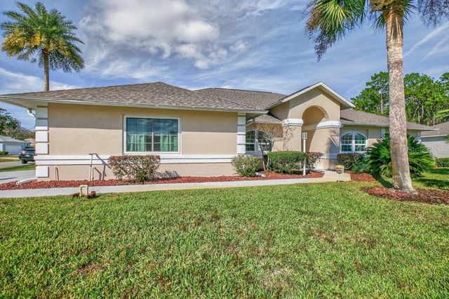 1 EASTMOOR LANE, Palm Coast, FL 32164
