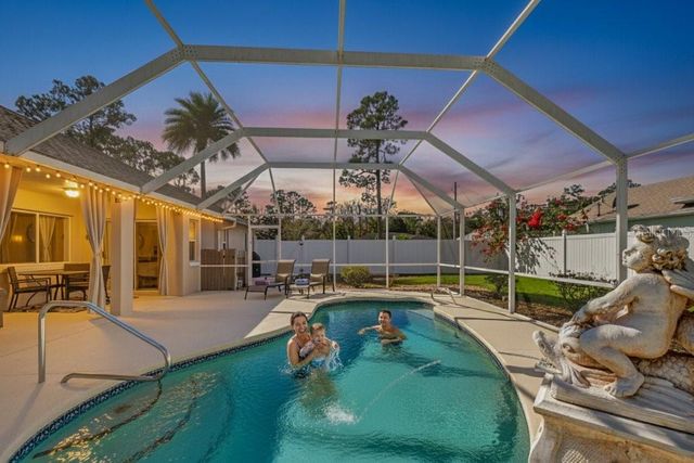 1 EASTMOOR LANE, Palm Coast, FL 32164