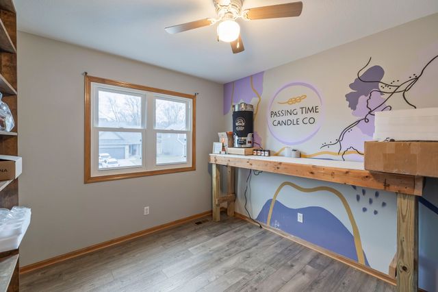 6923 Northview Drive, Urbandale, IA 50322