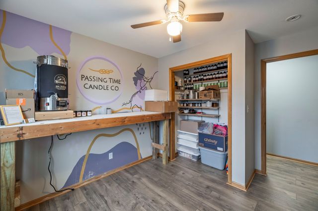 6923 Northview Drive, Urbandale, IA 50322