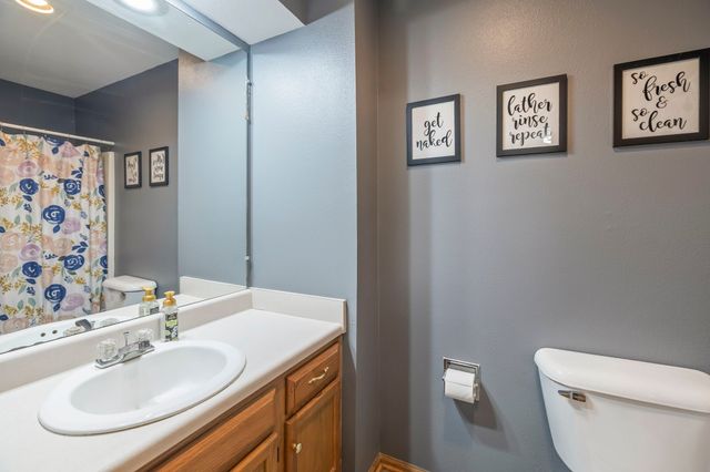 6923 Northview Drive, Urbandale, IA 50322