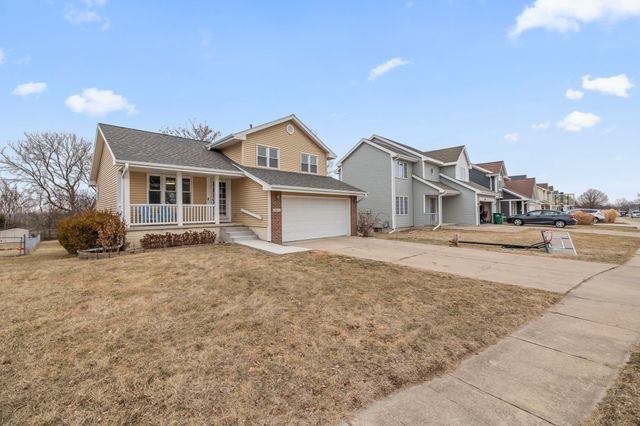 6923 Northview Drive, Urbandale, IA 50322