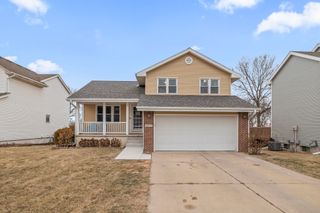 6923 Northview Drive, Urbandale, IA 50322