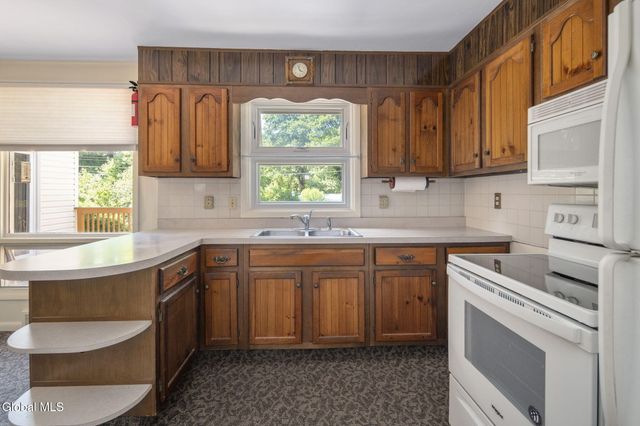 1915 Nicky Drive, Rotterdam, NY 12306