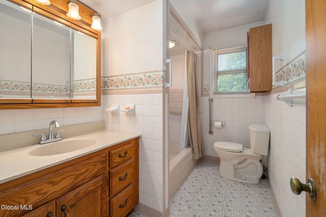 1915 Nicky Drive, Rotterdam, NY 12306