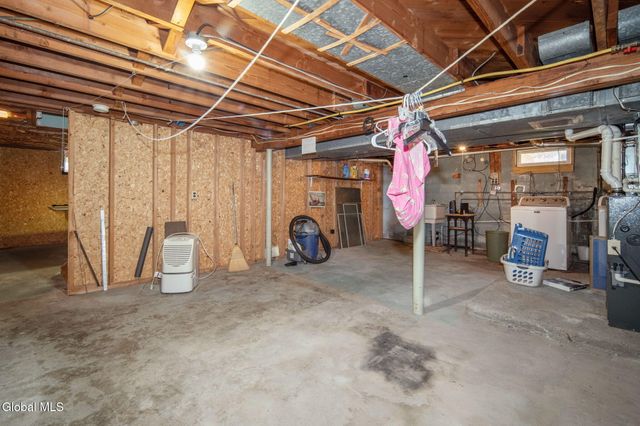 1915 Nicky Drive, Rotterdam, NY 12306