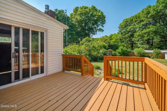 1915 Nicky Drive, Rotterdam, NY 12306