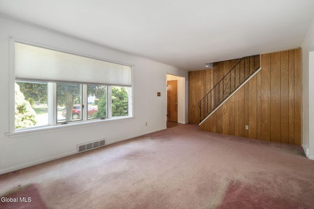 1915 Nicky Drive, Rotterdam, NY 12306