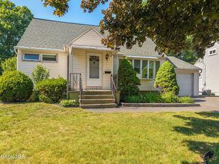 1915 Nicky Drive, Rotterdam, NY 12306