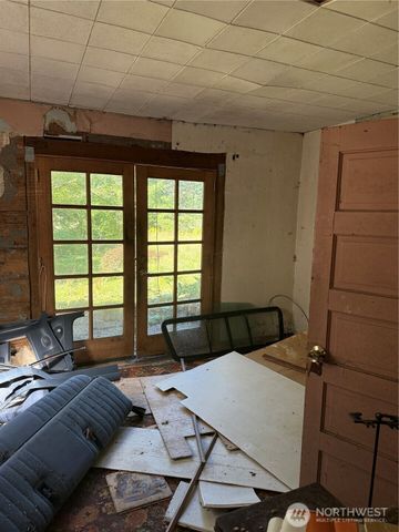 529 NW Past Drive, Poulsbo, WA 98370