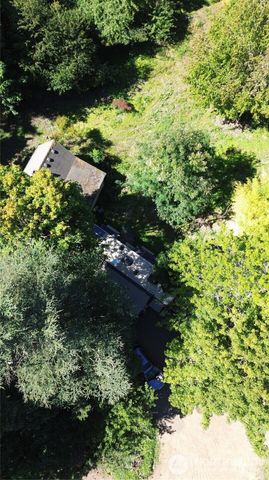 529 NW Past Drive, Poulsbo, WA 98370