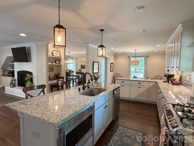 3331 Champaign Street, Charlotte, NC 28210