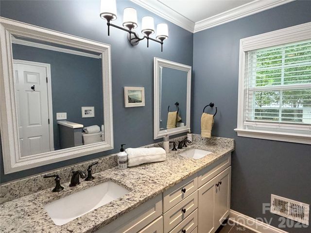 3331 Champaign Street, Charlotte, NC 28210