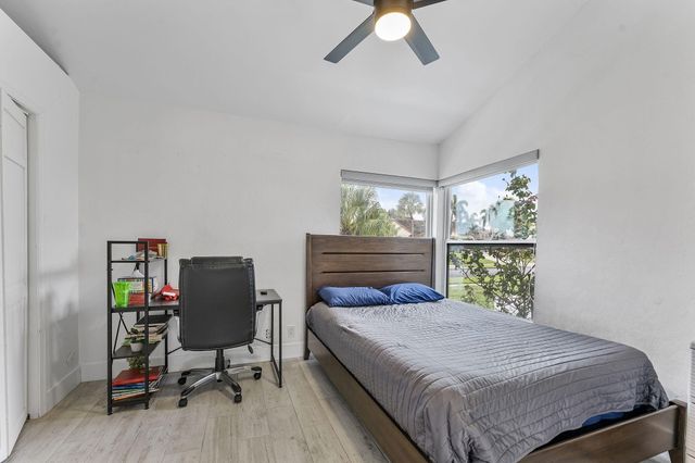 6031 NW 4th Avenue, Boca Raton, FL 33487